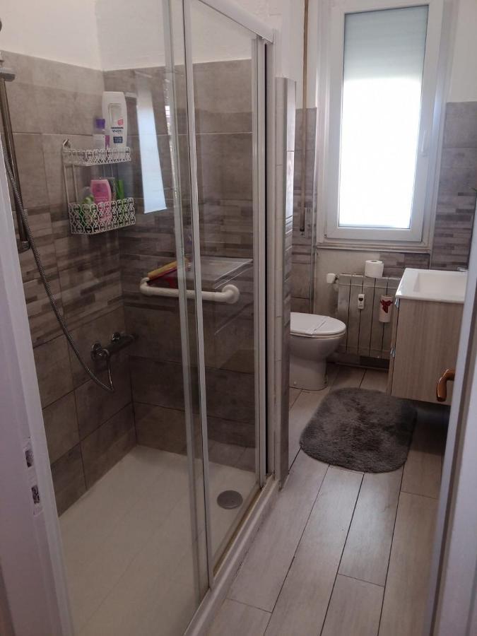 "House Of Lella" Appartamento 2 Camere Da Letto มิลาน ภายนอก รูปภาพ